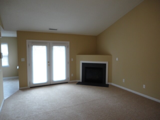 Building Photo - 1907 Landon Farms Ln