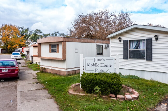 Primary Photo - June's Mobile Home Village