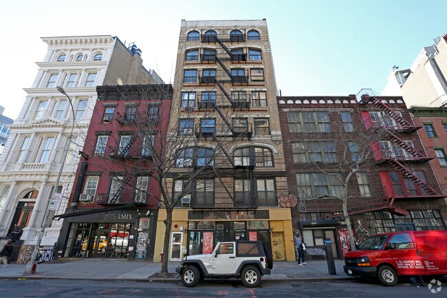 Building Photo - 334-336 Bowery