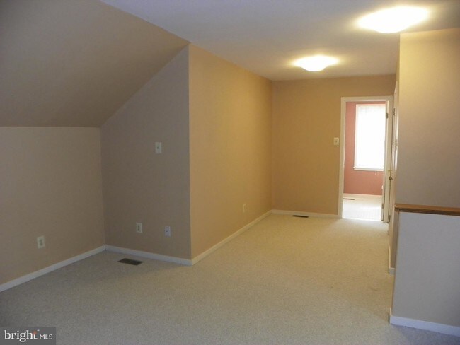 Building Photo - 5407 Lister Ct