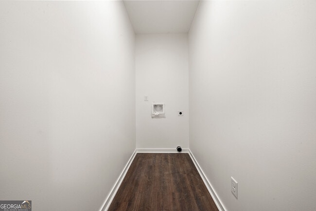 Building Photo - 600 Trump Ct