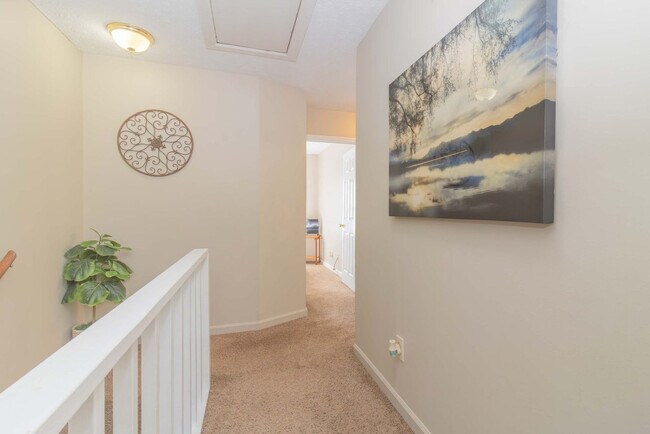 Building Photo - 1930 16th Ave