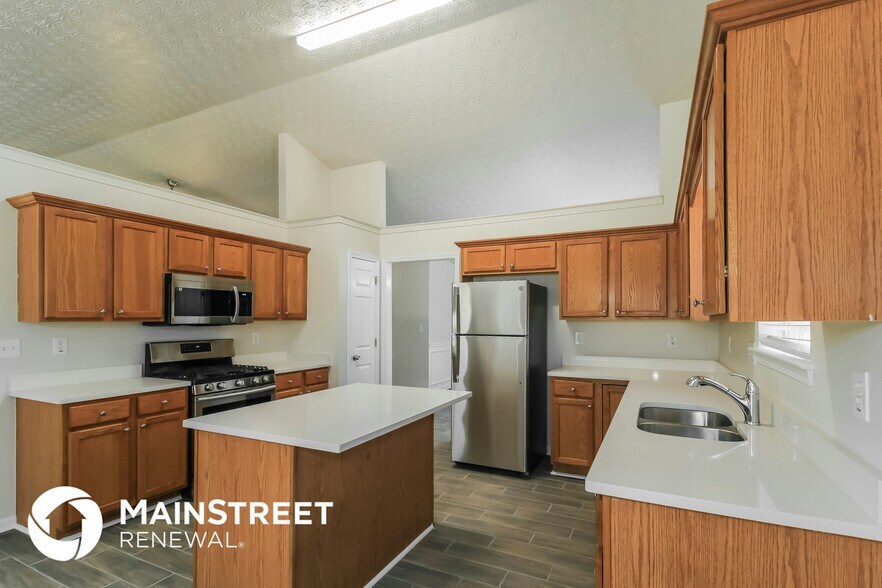 Building Photo - 50 Cold Springs Ct