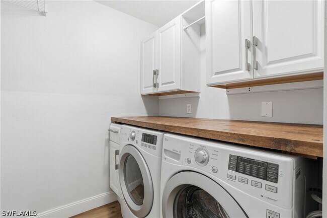 Building Photo - 670 Lambton Ln