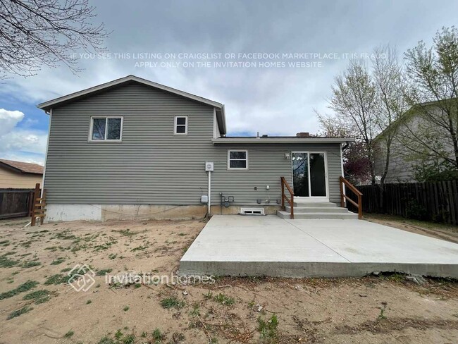 Building Photo - 5245 Nolte Dr N