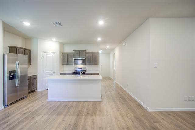 Building Photo - 3921 Amethyst Dr