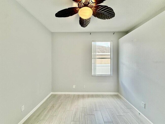 Building Photo - 4301 River Close Blvd
