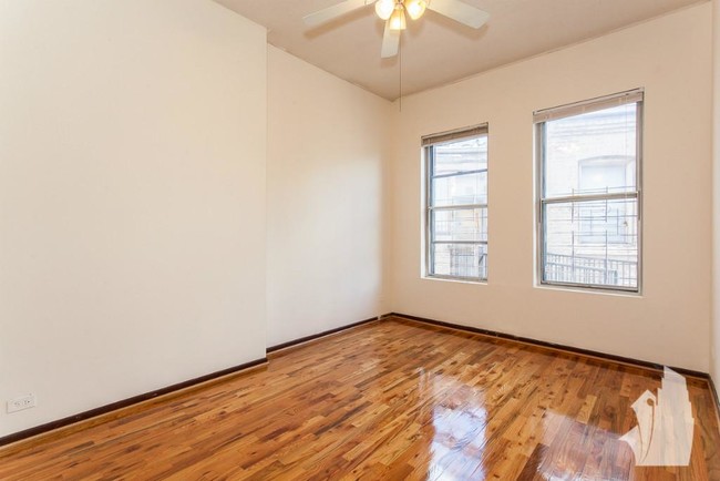 Building Photo - 2 bedroom in Chicago IL 60614