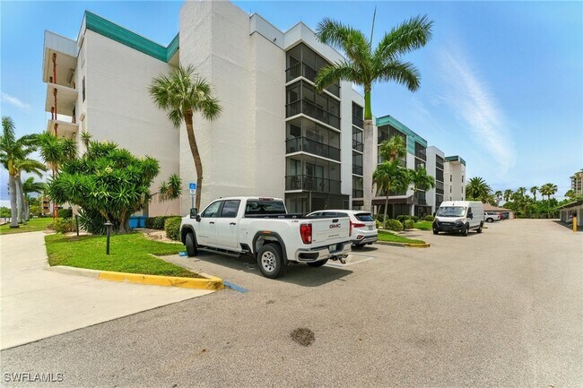 Building Photo - 3460 N Key Dr