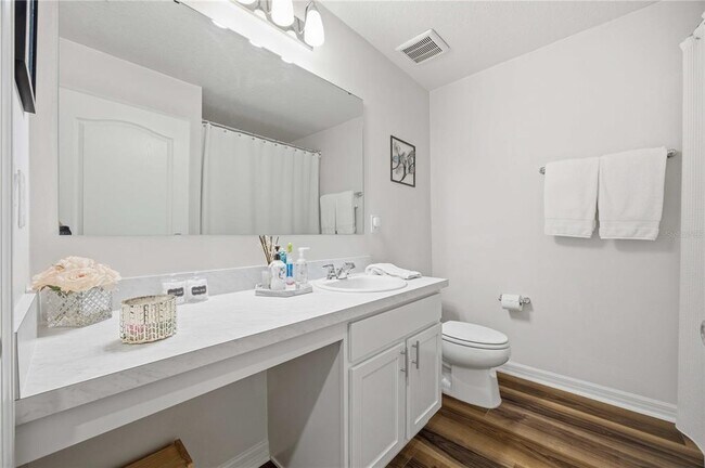 Building Photo - 522 Summer Grv Ln