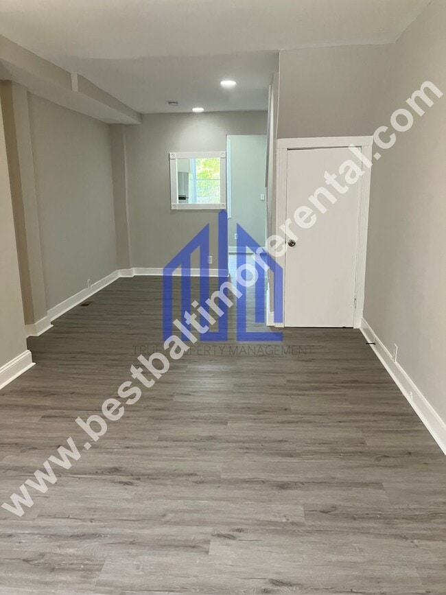 Building Photo - Spacious 3 Bedroom in West Baltimore