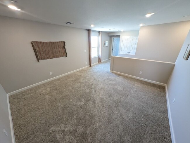 Building Photo - 10789 Gentle Crst Ave