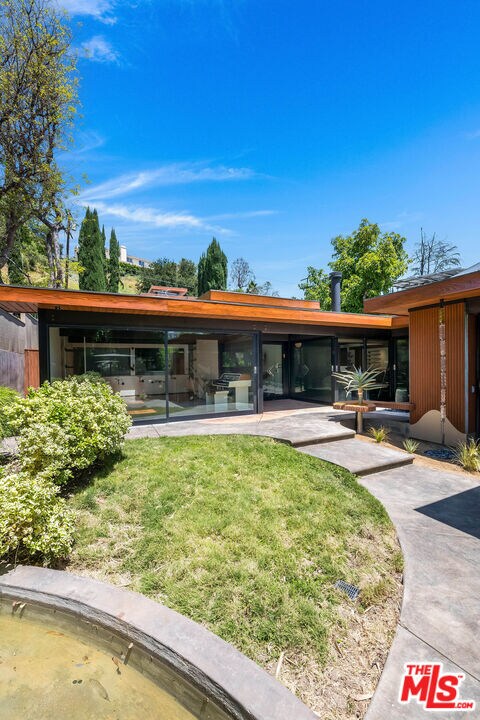 Building Photo - 22277 Buenaventura St