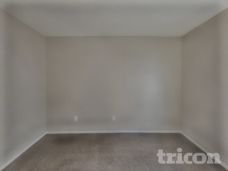 Building Photo - 1516 Warrington Way