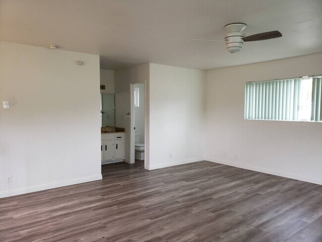 Building Photo - 5 Bed, 3 Bath La Mesa Home with SOLAR!