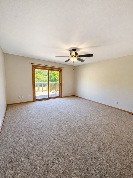 Building Photo - 11770 Dellwood Rd N