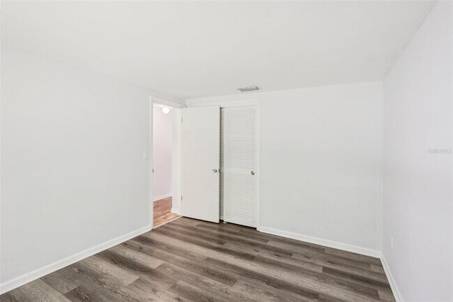 Building Photo - 4015 Litchfield Dr