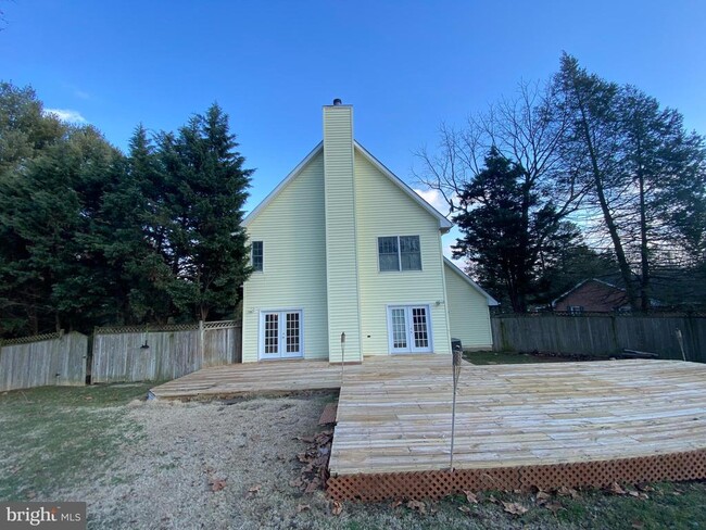 Building Photo - 47 Pikeview Dr