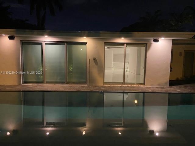 Building Photo - 1000 N Shore Dr