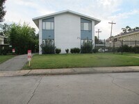 Building Photo - 3607 Murworth Dr