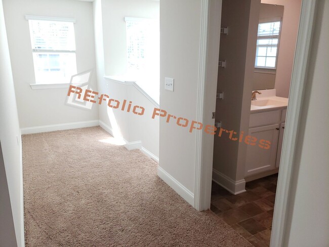 Building Photo - Charming 4 Bedroom, 2.5 Bath, 2-Car Garage...