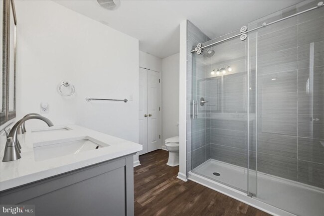 Building Photo - 1975 Cidermill Ln