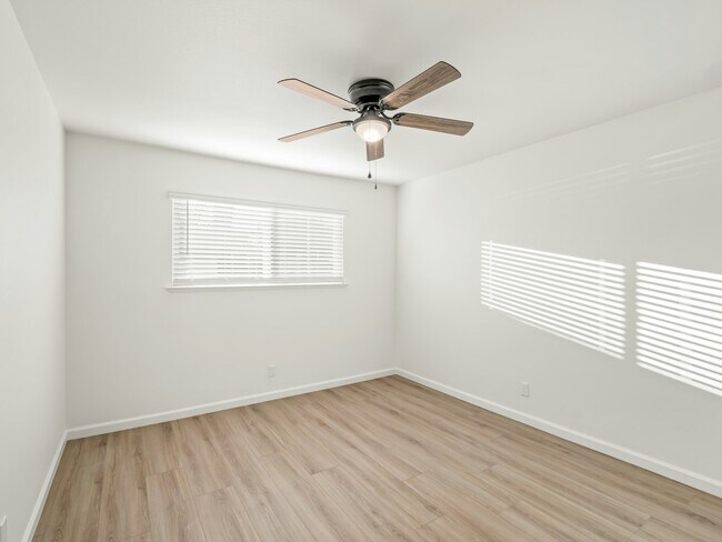 Building Photo - 2126 N Glenn Ave