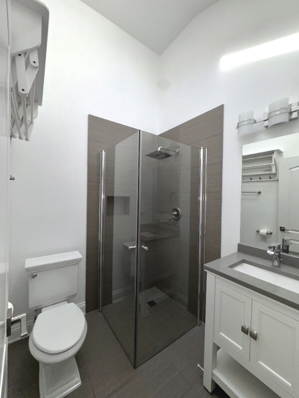 Building Photo - 1539 W Montana St