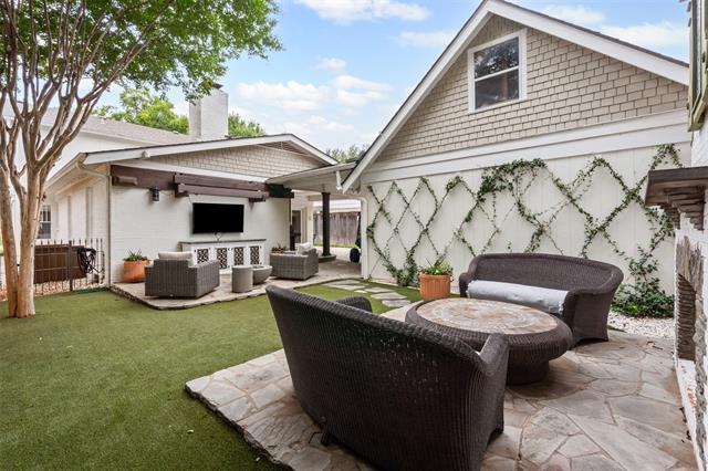 Building Photo - 4014 Modlin Ave