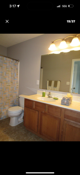 Building Photo - 277 Hennepin Dr
