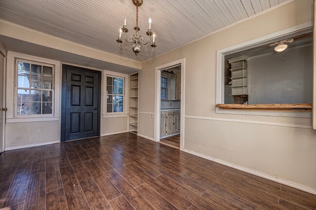 Building Photo - Home For Rent in SW Ardmore!