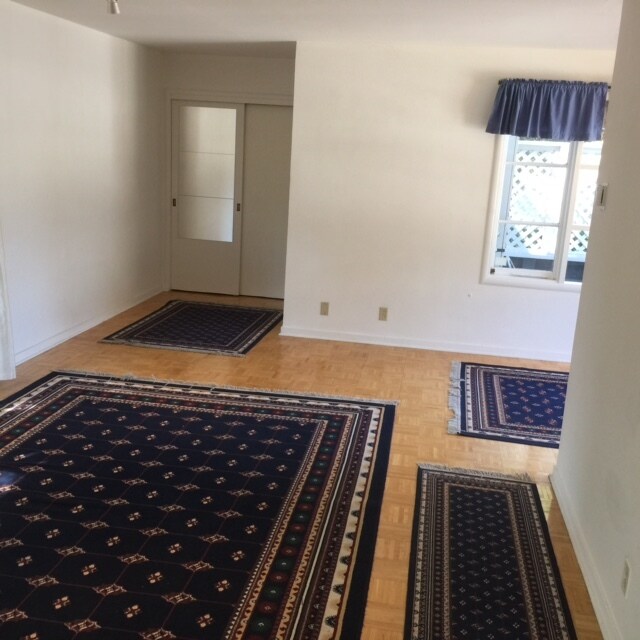 Living Room2 - 481 Willow Rd
