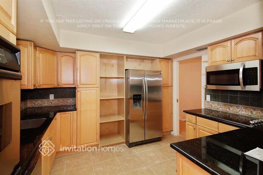Building Photo - 5313 SW 118th Ave