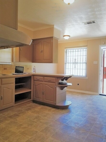 Building Photo - 4942 Rockport Dr