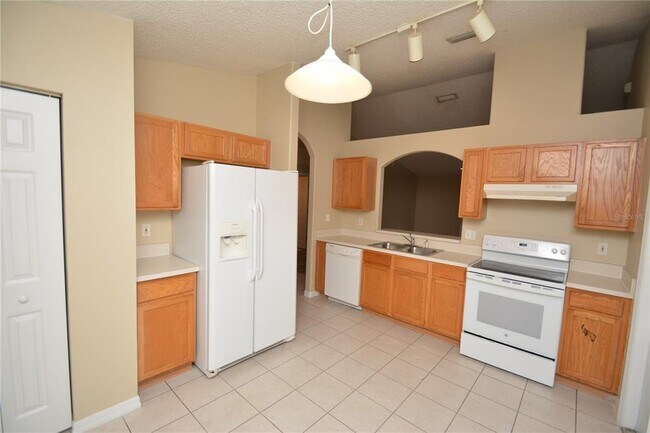 Building Photo - 44 Pine Hurst Ln