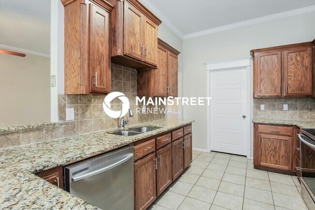 Building Photo - 3 Bedroom Pet-Friendly Home in Yukon, OK w...