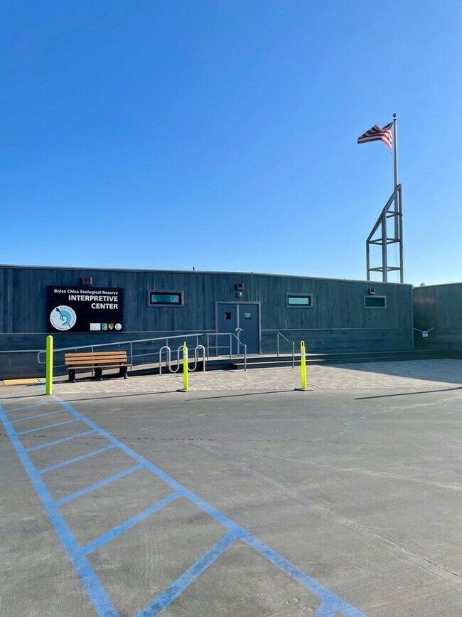 Building Photo - Welcome to Coastal Living at Its Finest!