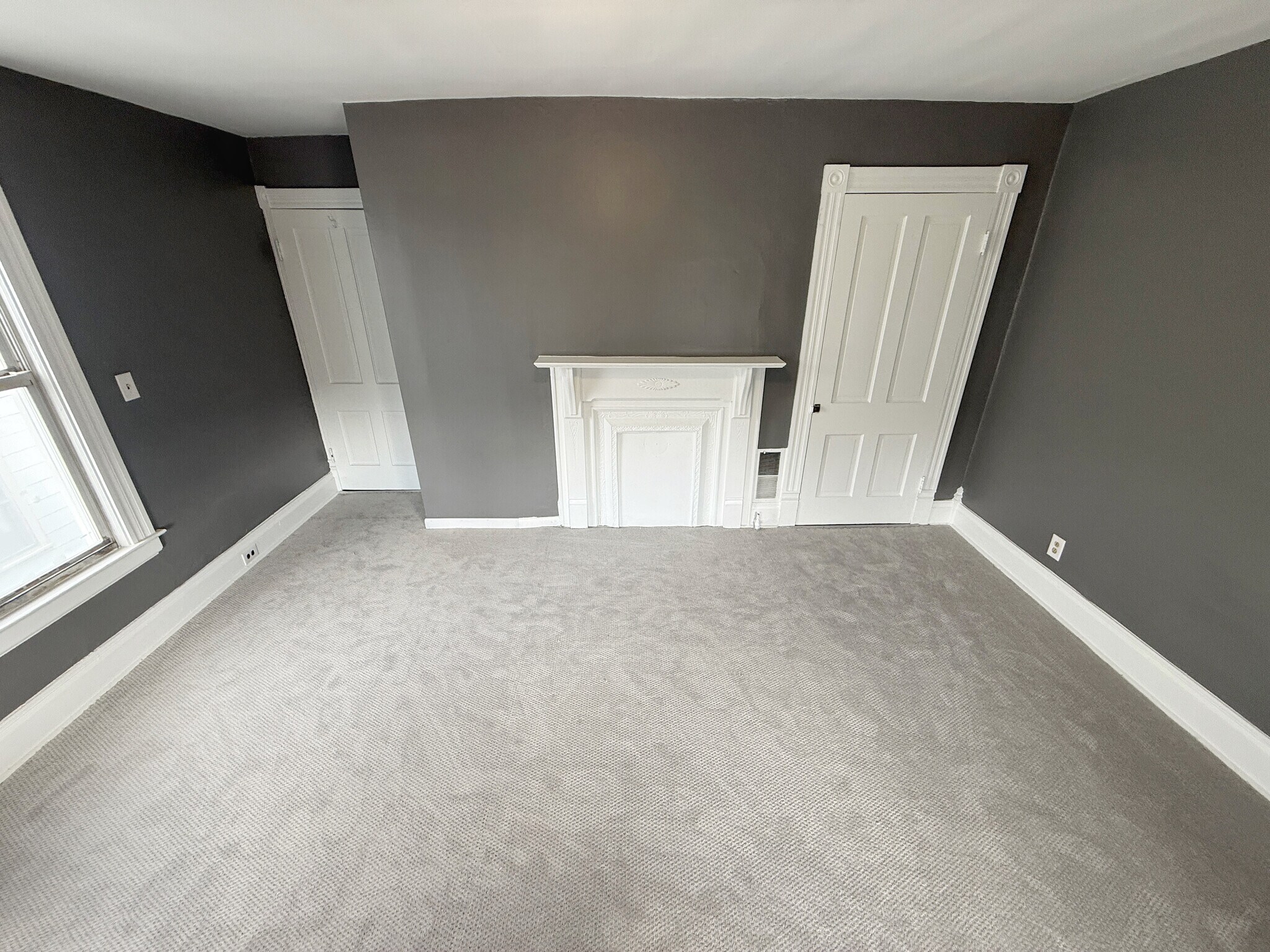 Building Photo - 49 Lynwood Ave