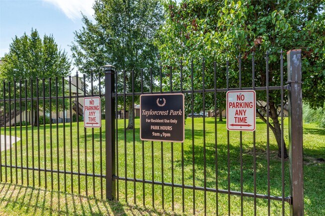 Building Photo - 1500 Bay Area Blvd