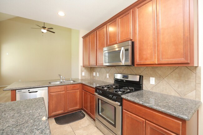 Building Photo - 11023 Heartland Grove Dr