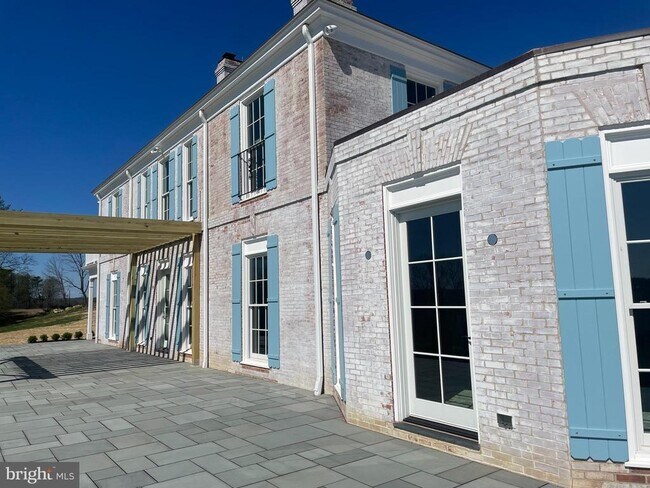 Building Photo - 2601 Butler Rd