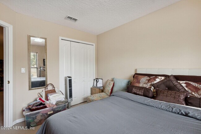Building Photo - 3246 Millpond Ct