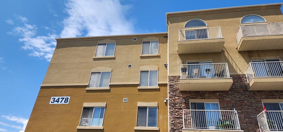 Building Photo - 3478 S Cozy River Pl