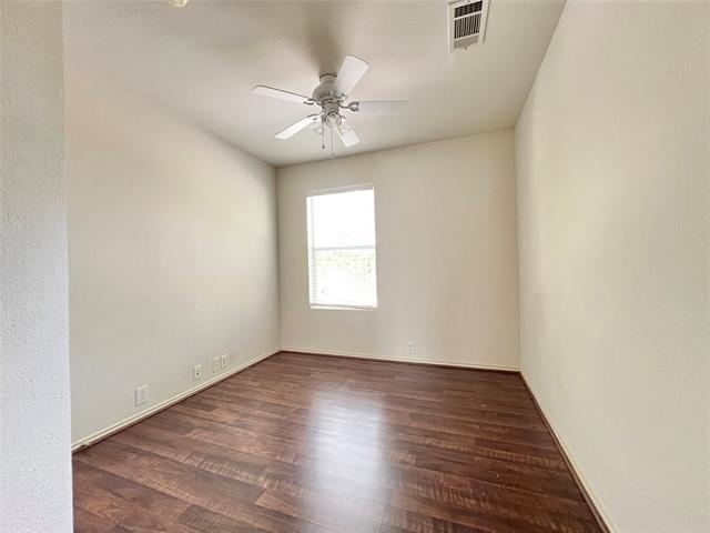 Building Photo - 2620 Van Buren Dr