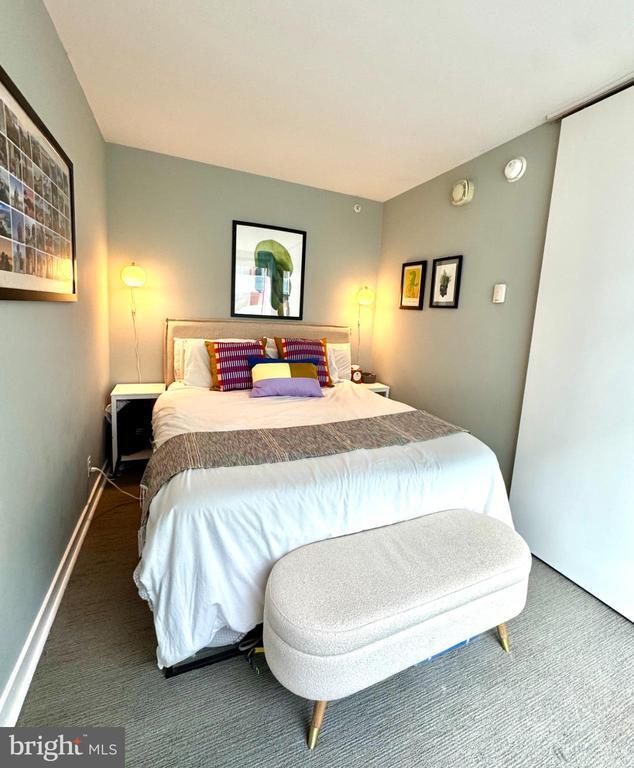 Building Photo - 1101 3rd St SW