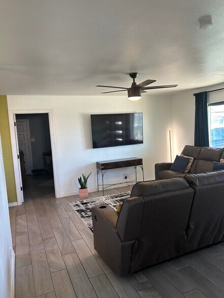Living Room - 3804 Titanic Ave