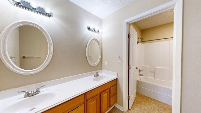 Building Photo - 1724 Boardwalk Ct