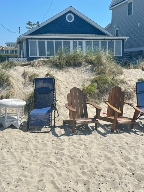Building Photo - 2218 Fairfield Beach Rd