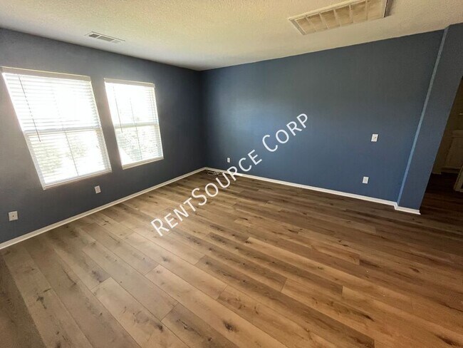 Building Photo - 37515 Limelight Way