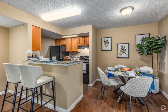Interior Photo - The Oasis at Wekiva